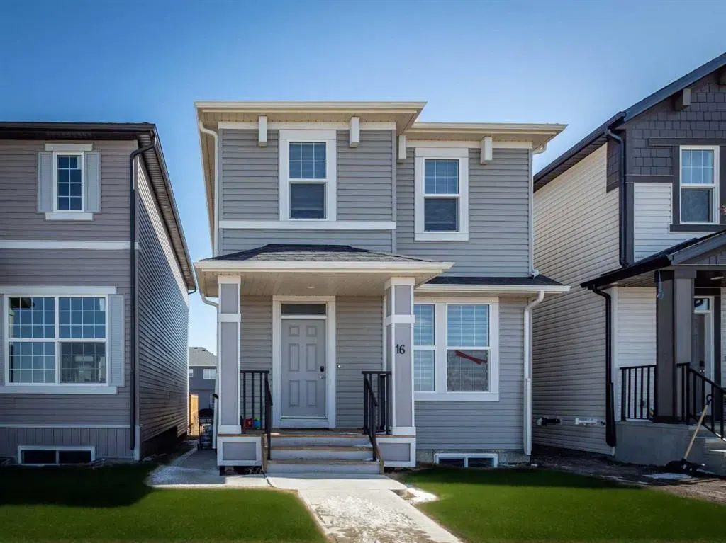 16 Cornergate Place NE