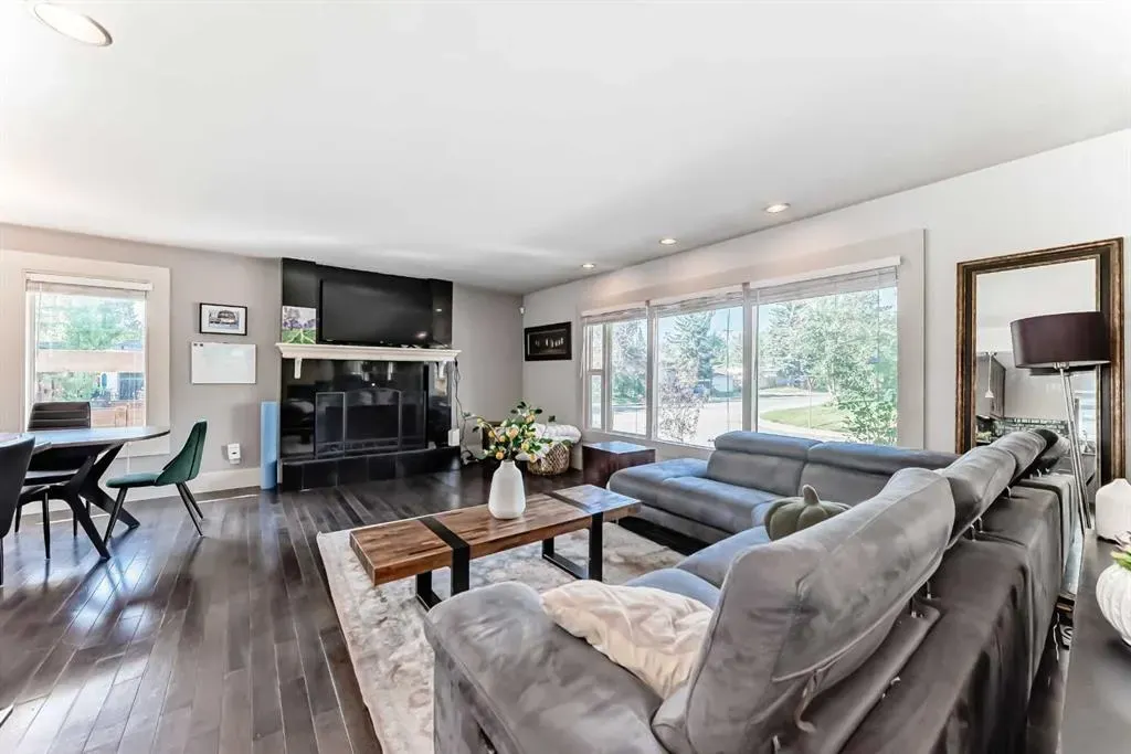 10824 Maplebend Drive SE