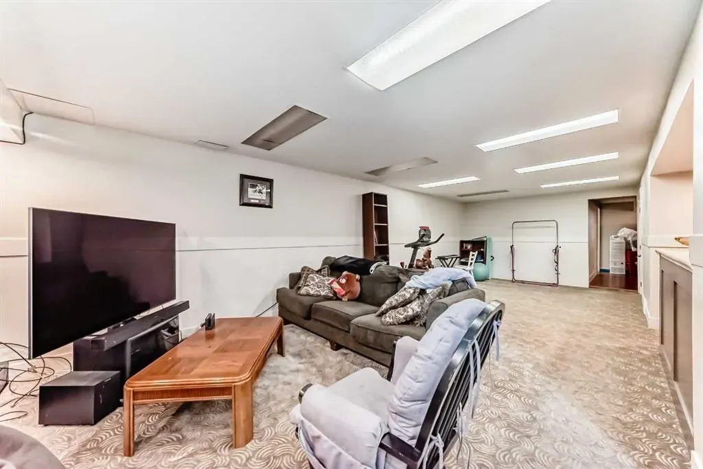 10824 Maplebend Drive SE