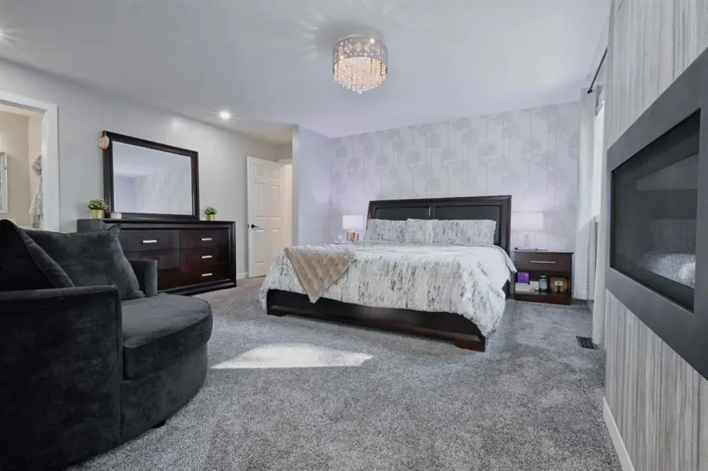 235 Canova Place SW