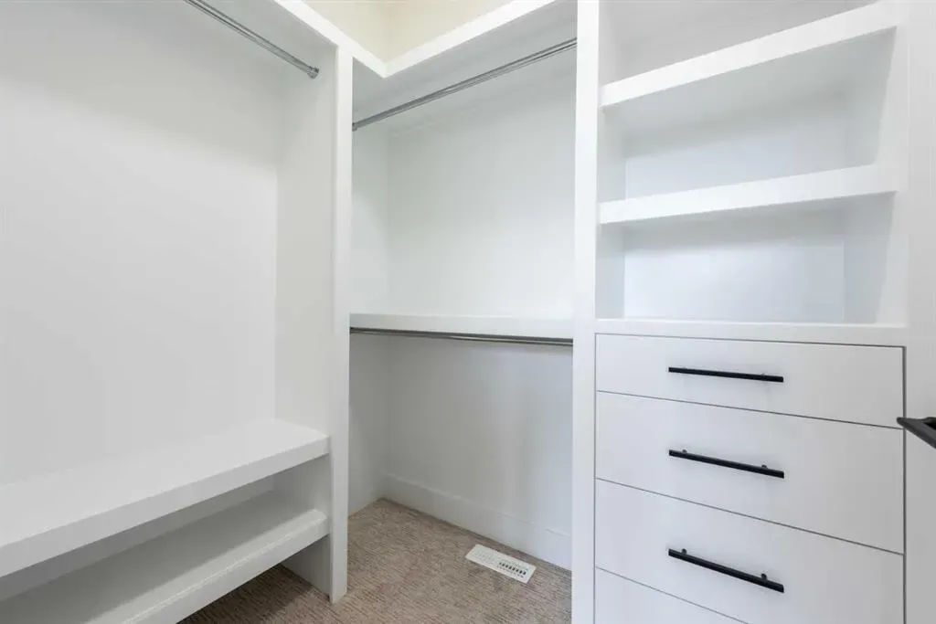 1102 Midtown Avenue SW