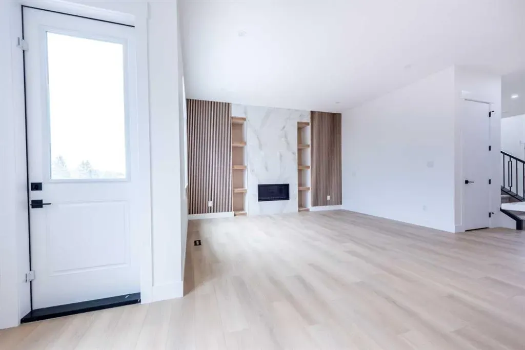 1102 Midtown Avenue SW