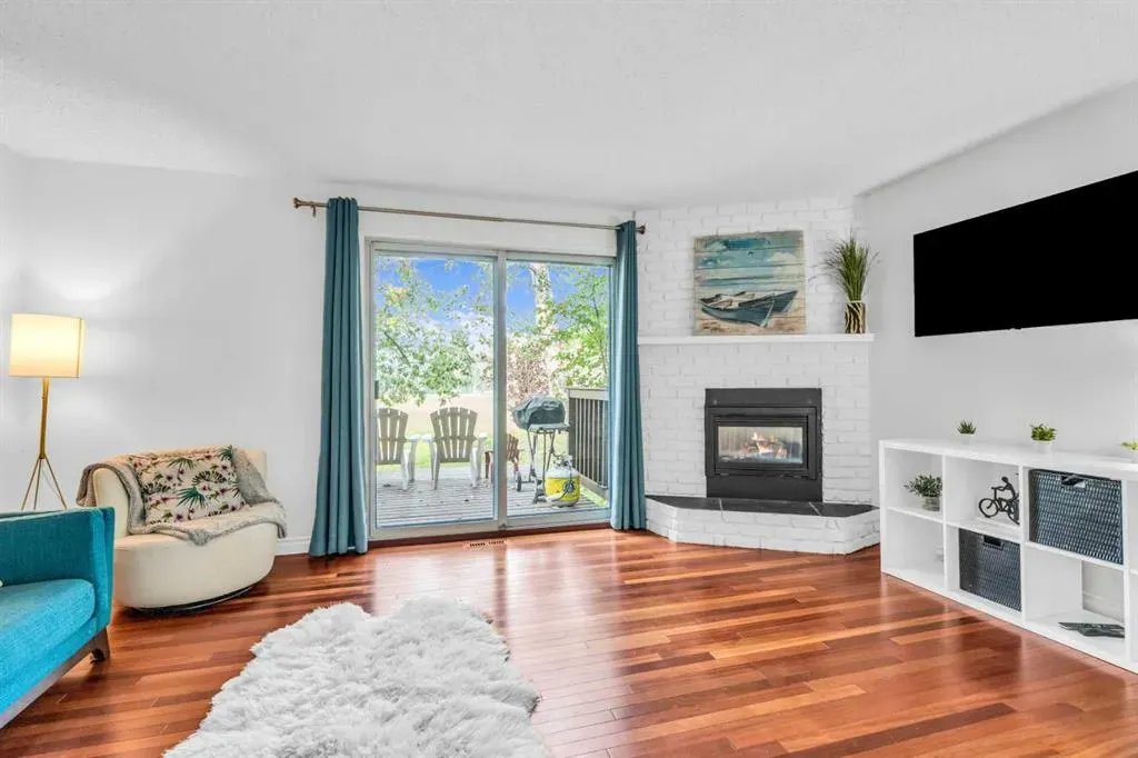 803 Varsity Estates Drive NW, #10