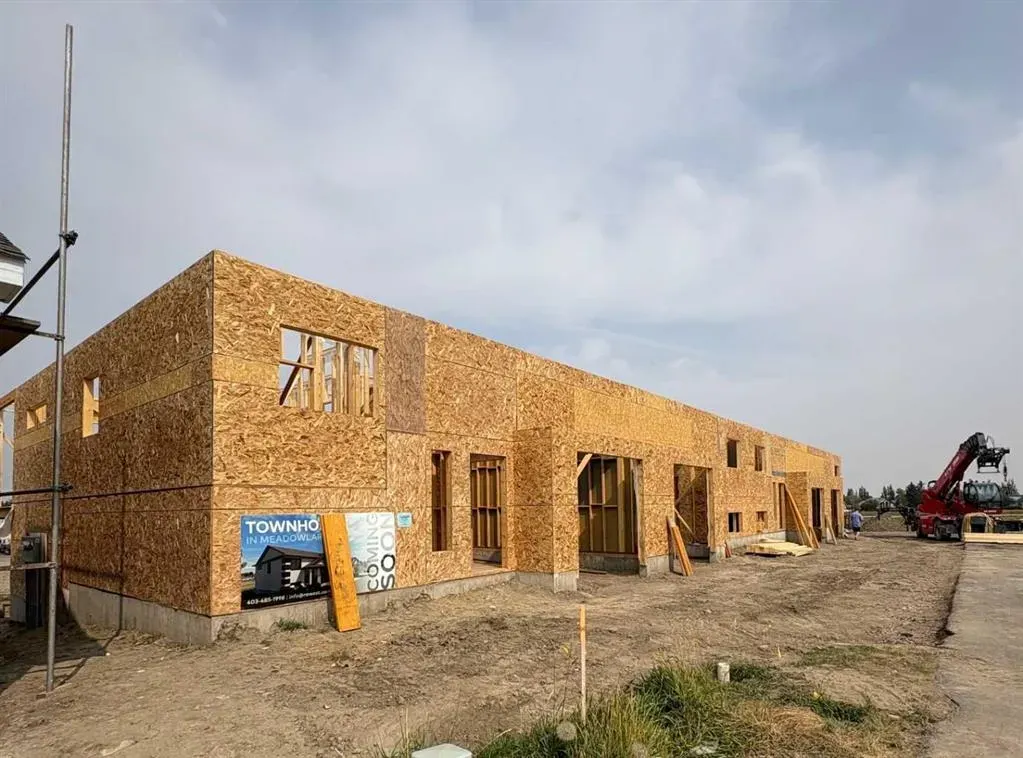 423 Meadowlark Way