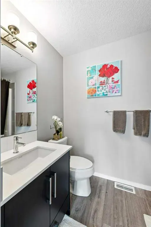120 Redstone Walk NE, #201