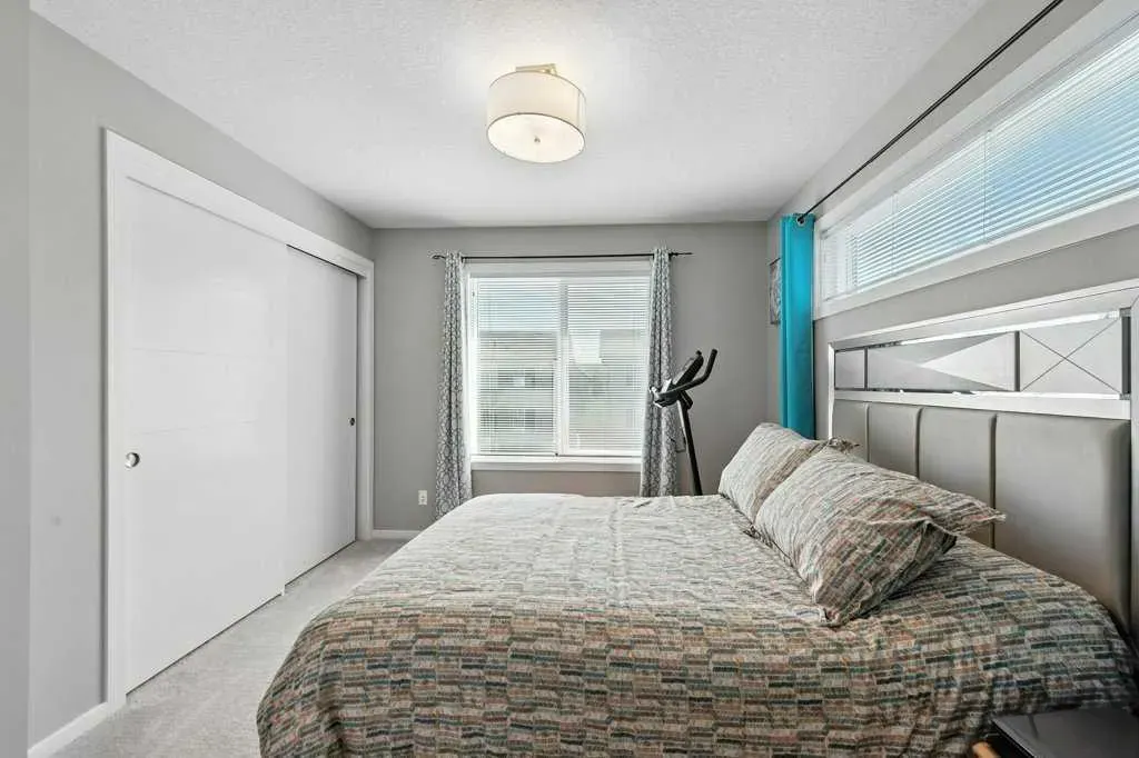 120 Redstone Walk NE, #201