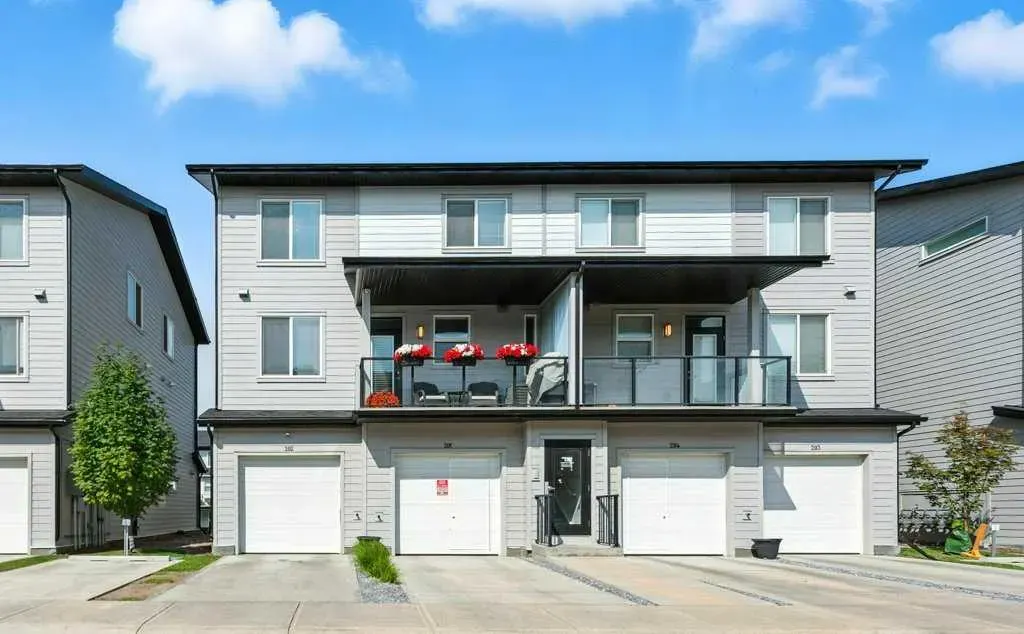 120 Redstone Walk NE, #201