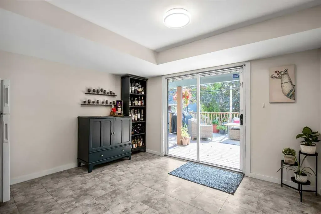 19 Hawkfield Way NW