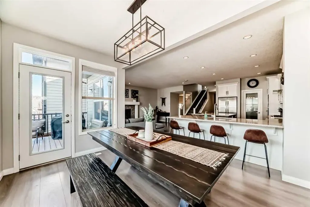22 Riviera Place