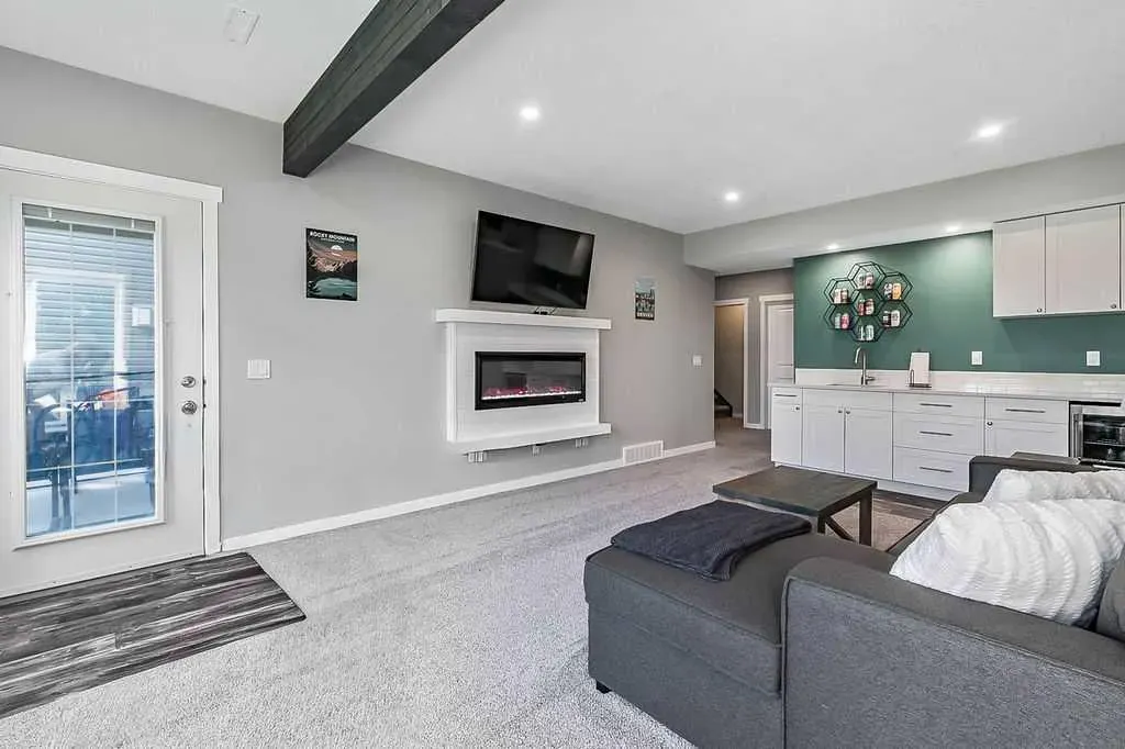 120 Westland View