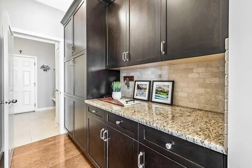 120 Westland View