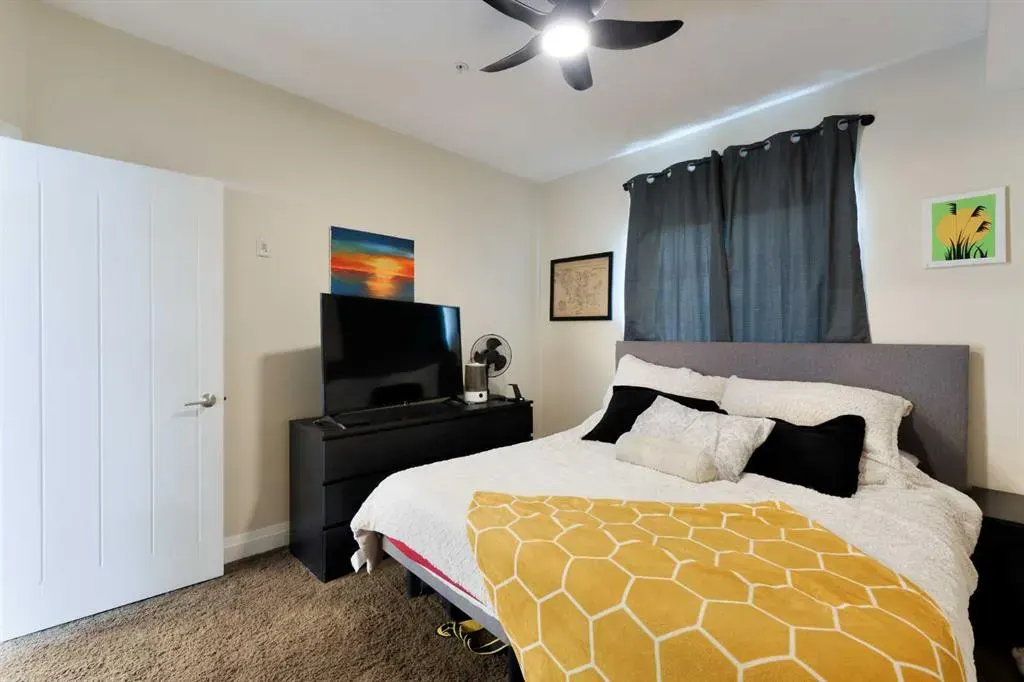 15 Sunset Square, #2105