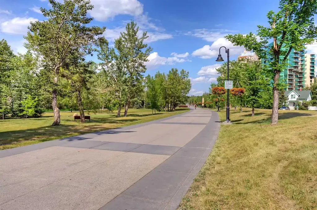 930 6 Avenue SW, #3206