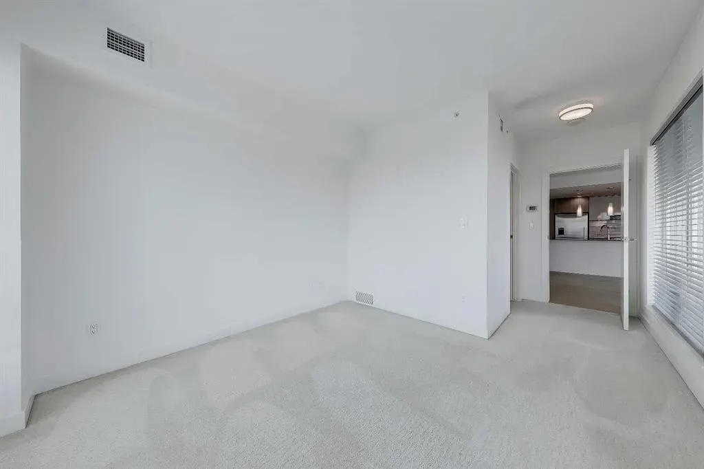 930 6 Avenue SW, #3206