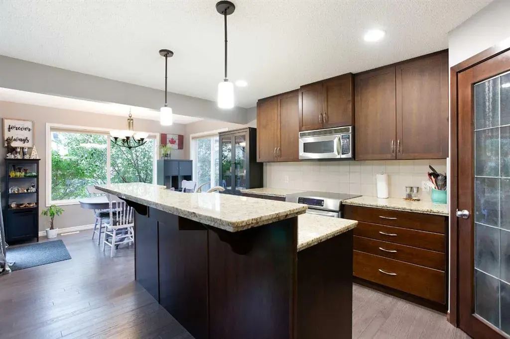 332 New Brighton Place SE