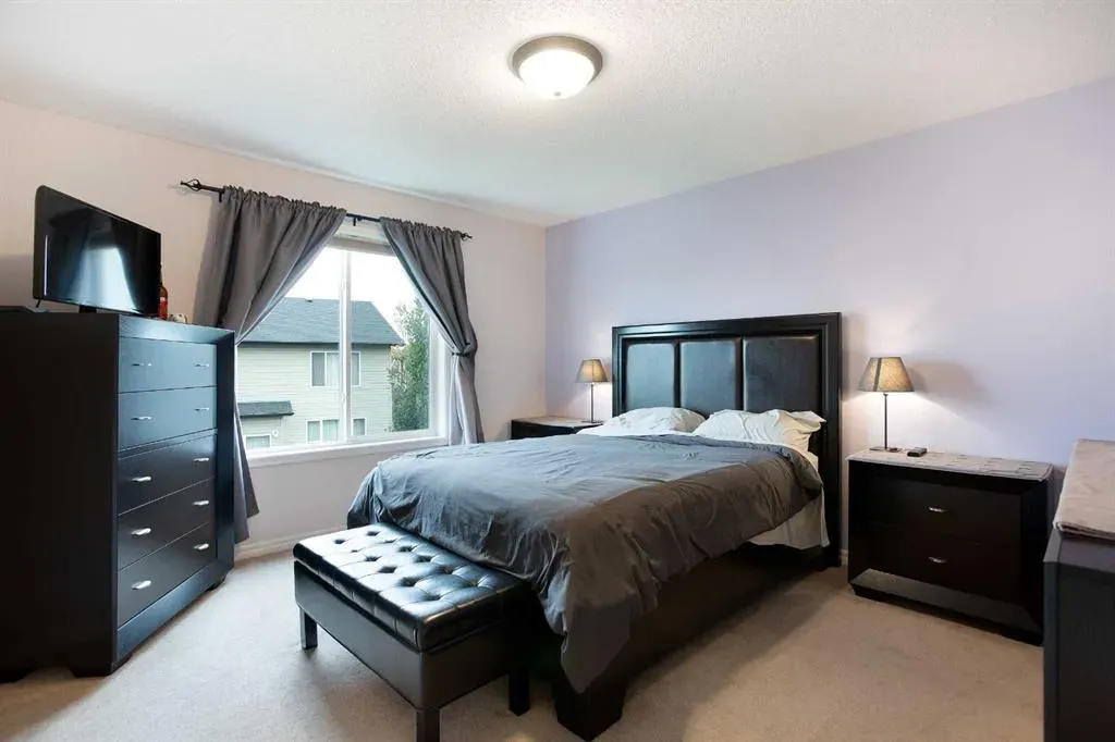332 New Brighton Place SE