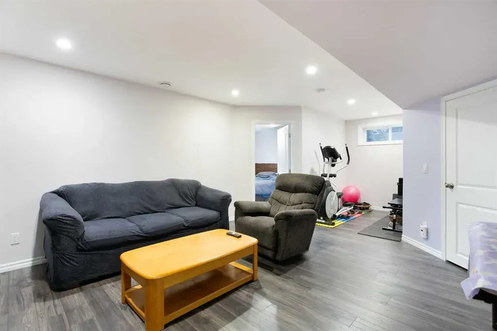 332 New Brighton Place SE