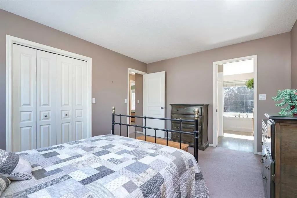 18 Tuscany Ravine Terrace NW