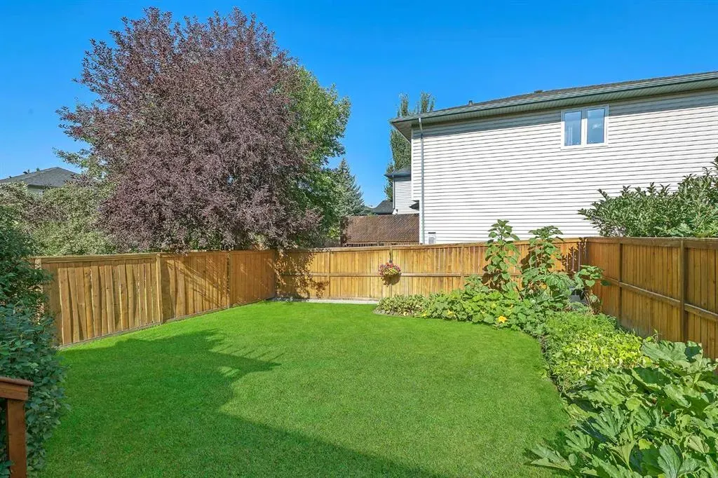 18 Tuscany Ravine Terrace NW