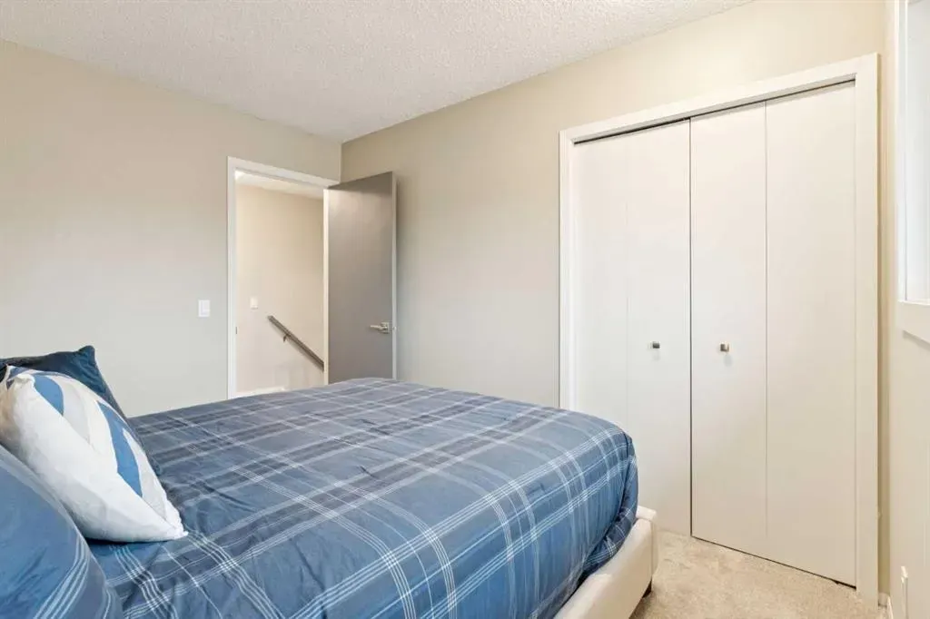 131 Deermoss Crescent SE