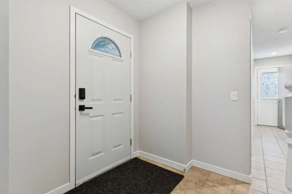 131 Deermoss Crescent SE