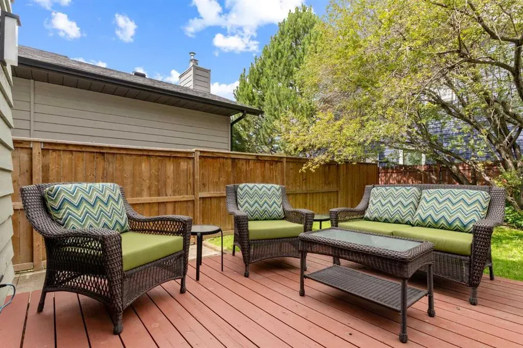 131 Deermoss Crescent SE