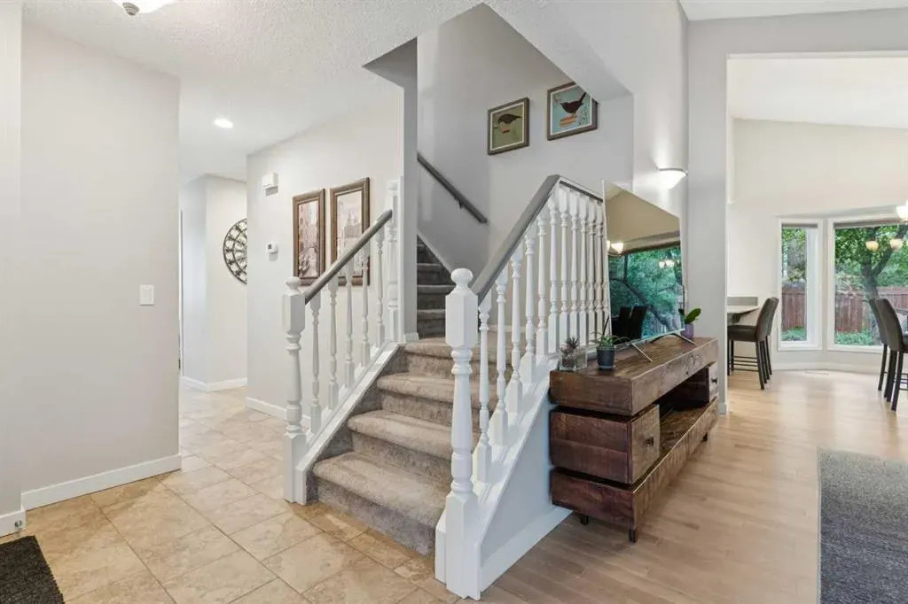 131 Deermoss Crescent SE