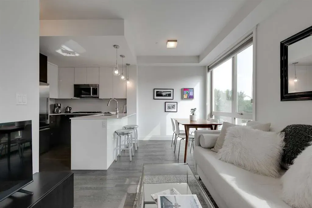 305 18 Avenue SW, #314