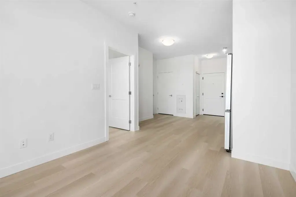 70 Sage Hill Walk NW, #212