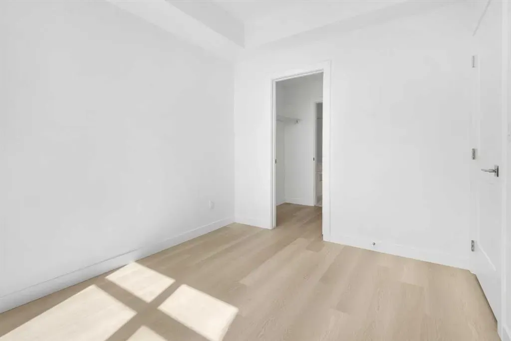 70 Sage Hill Walk NW, #212