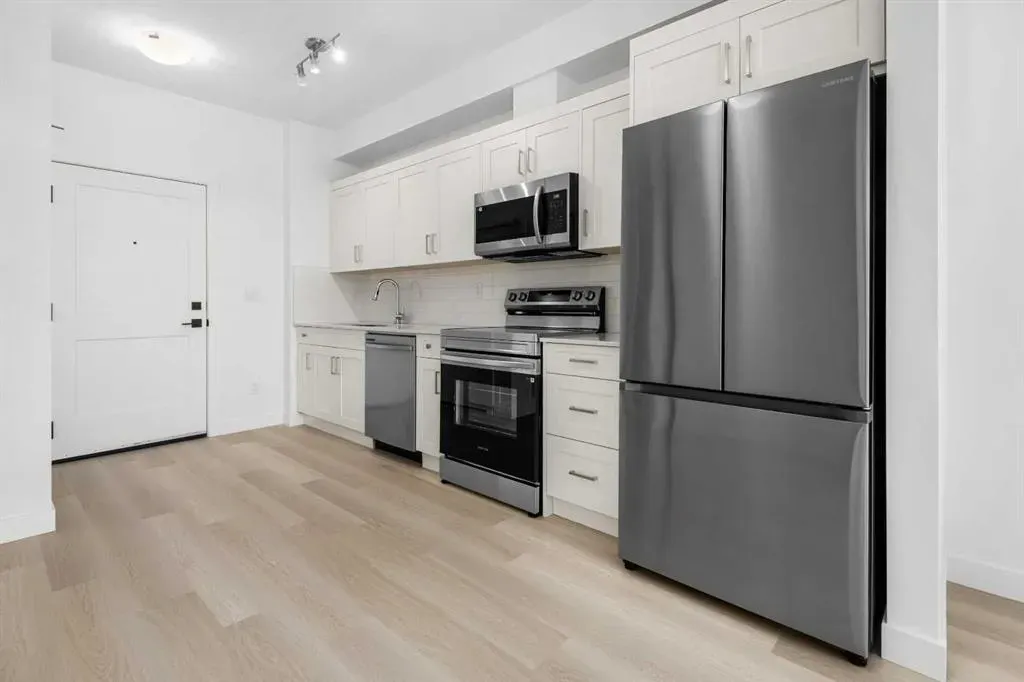 70 Sage Hill Walk NW, #212