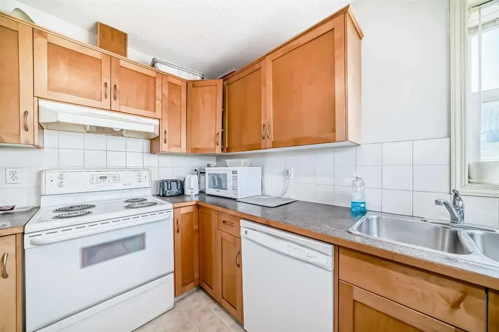 200 Hidden Hills Terrace NW, #28