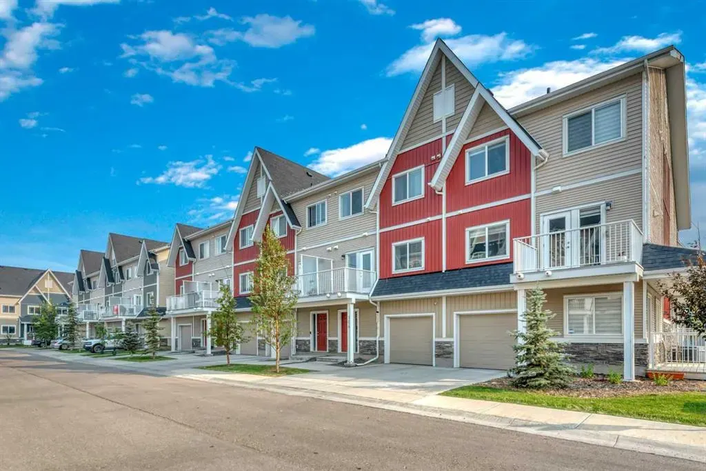 32 Red Embers Parade NE, #104