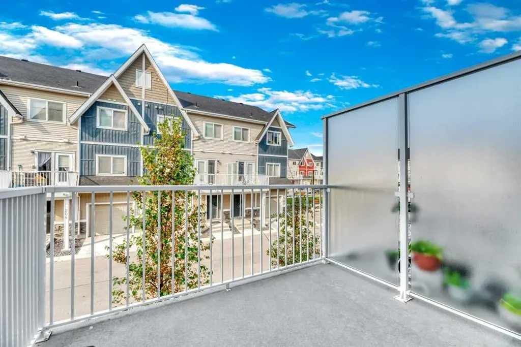 32 Red Embers Parade NE, #104