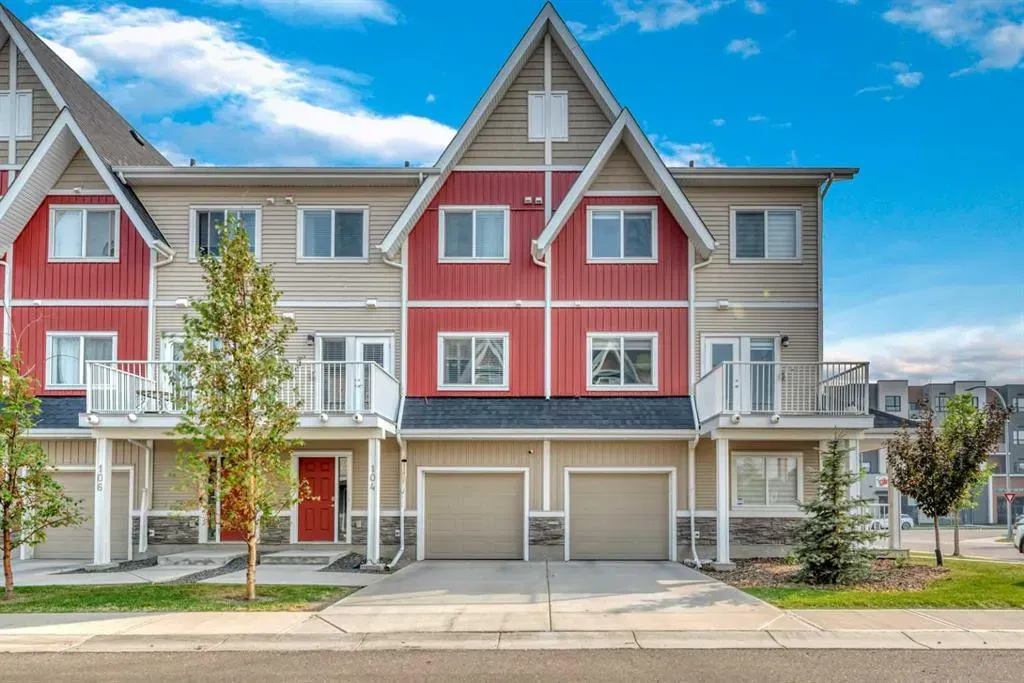 32 Red Embers Parade NE, #104