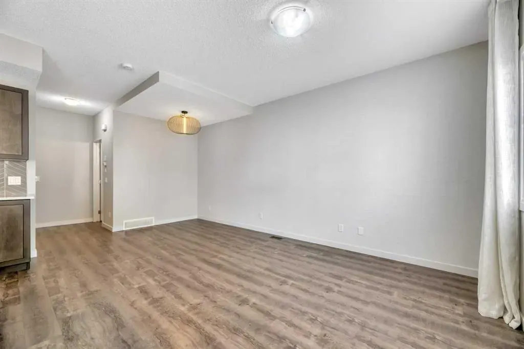 32 Red Embers Parade NE, #104