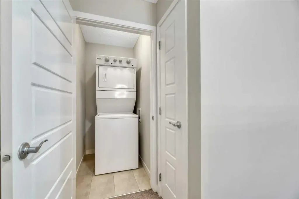 32 Red Embers Parade NE, #104