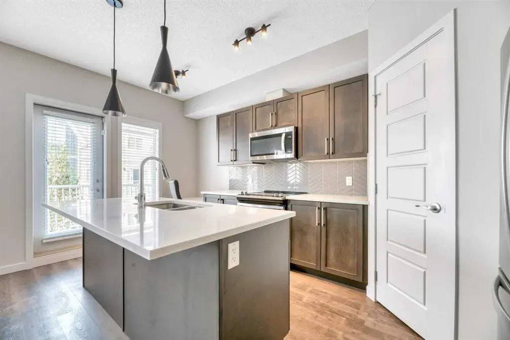 32 Red Embers Parade NE, #104
