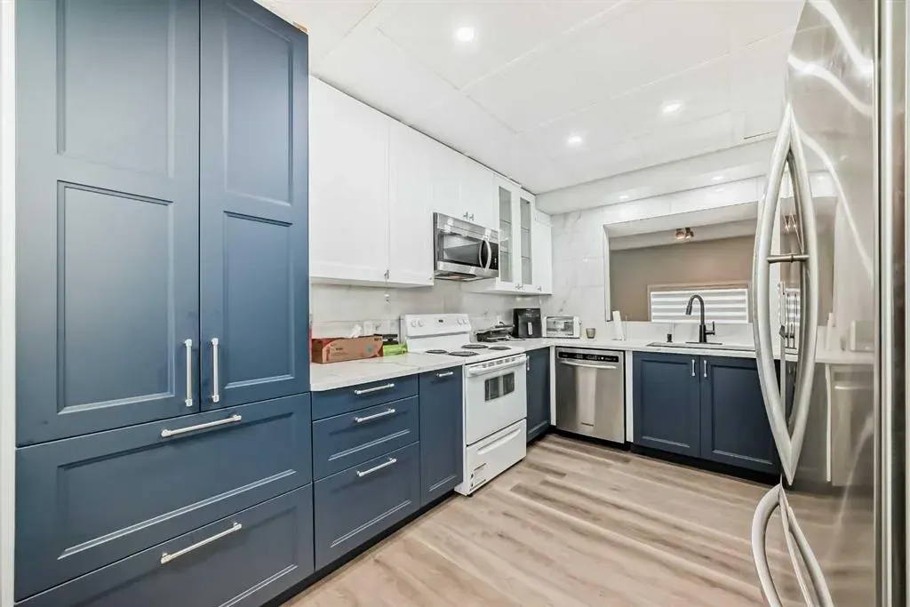 7 Westland Road, #2