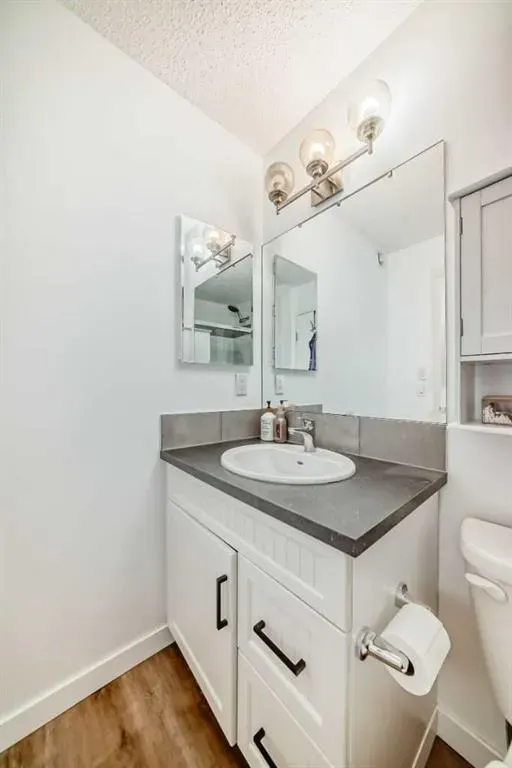 43 Masters Square SE