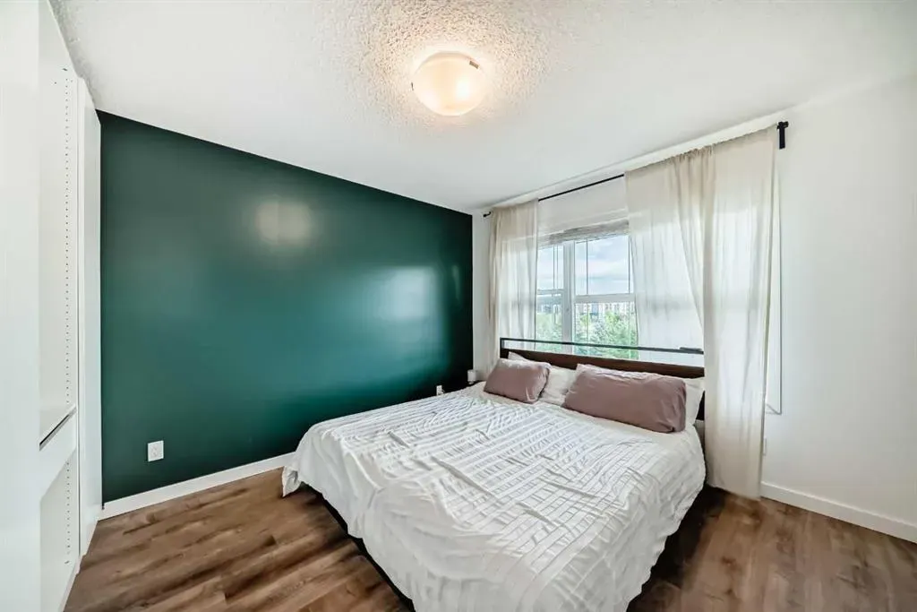 43 Masters Square SE