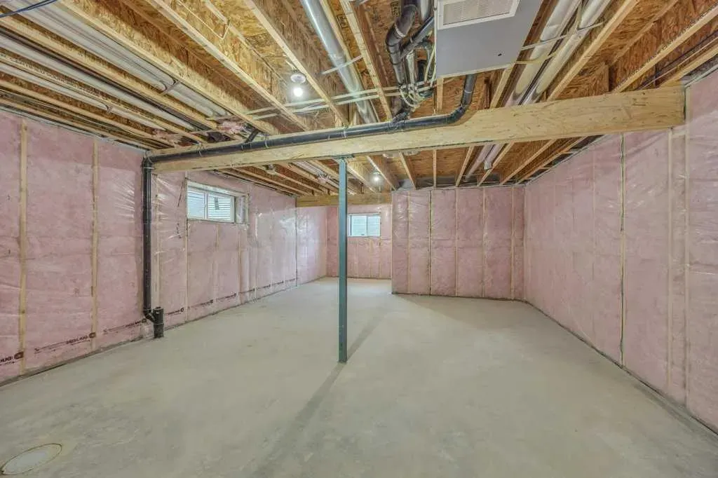 42 Homestead Common NE