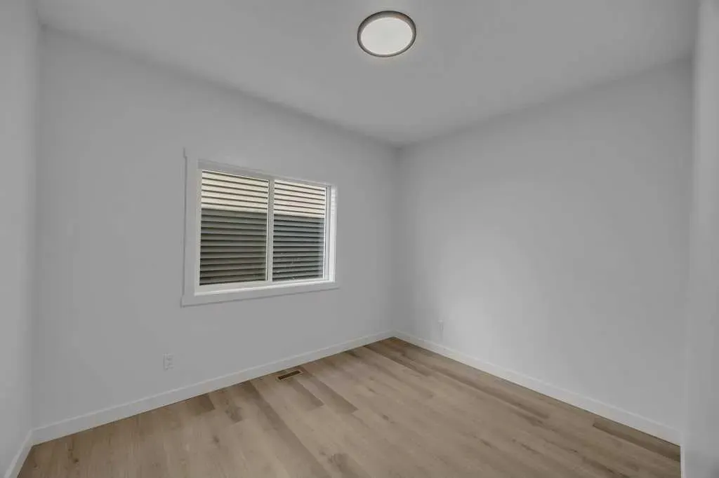 42 Homestead Common NE