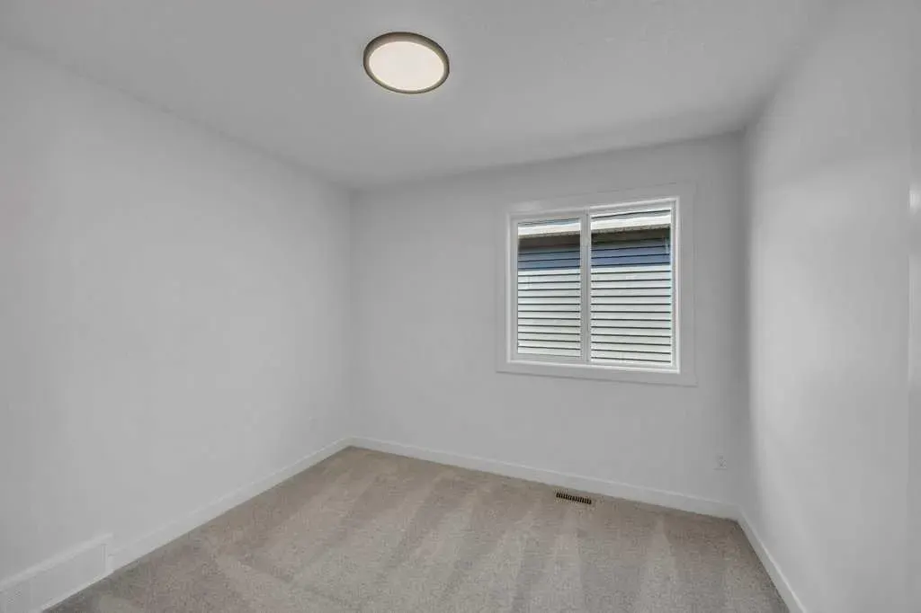 42 Homestead Common NE
