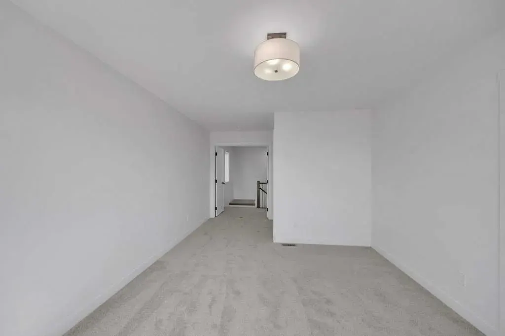 42 Homestead Common NE