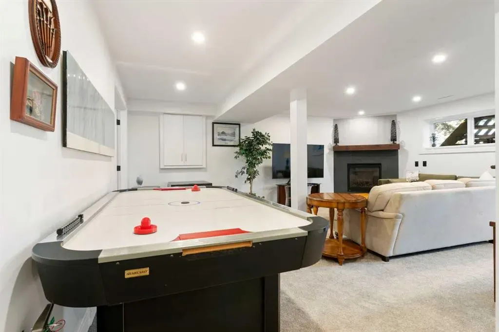 108 Citadel Park NW