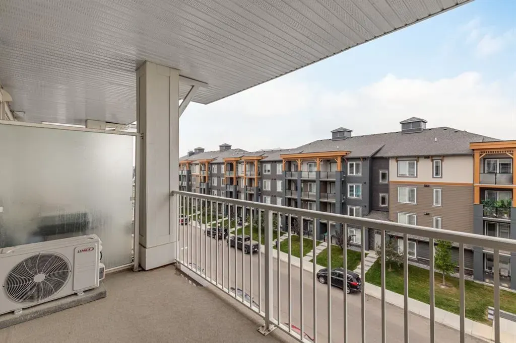 200 Auburn Meadows Common SE, #413