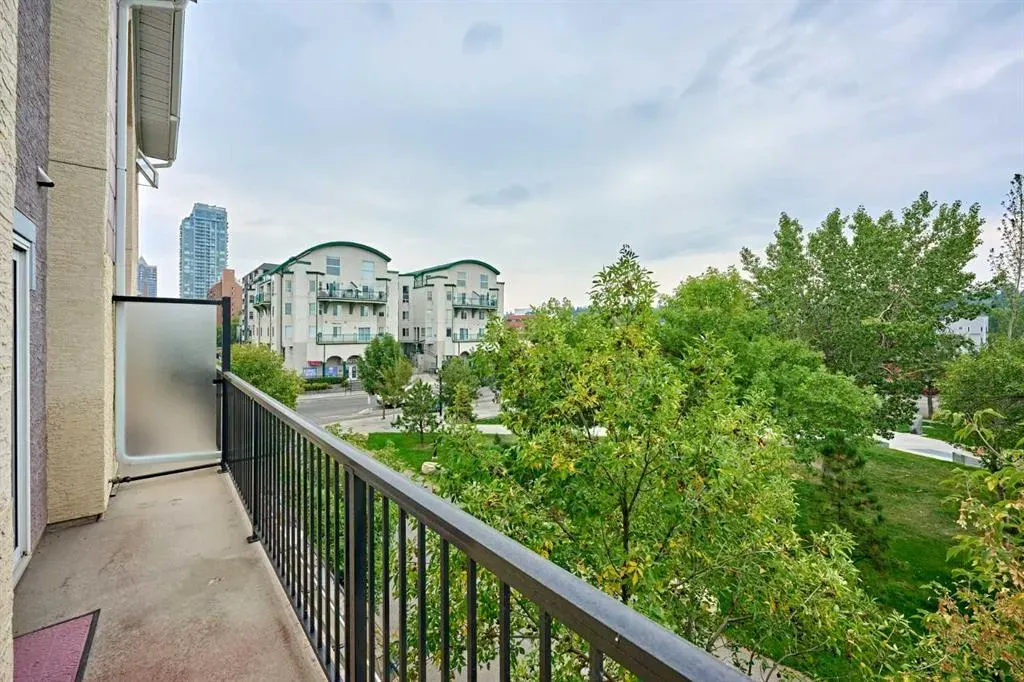 1535 11 Street SW