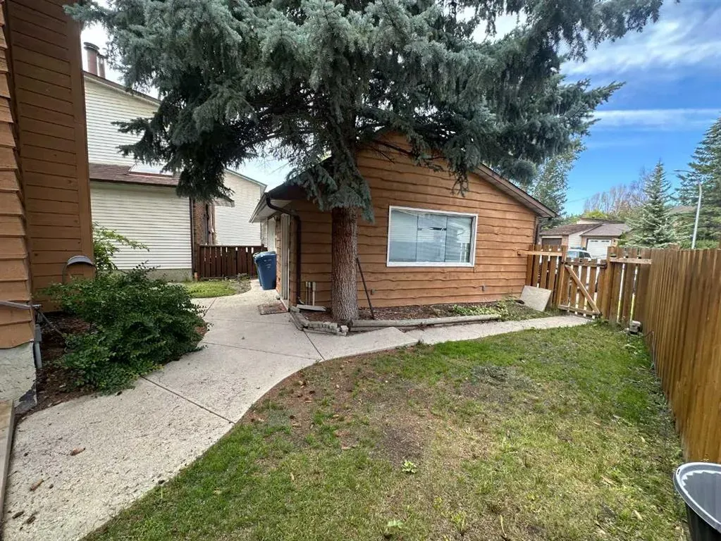 215 Ranchview Court NW