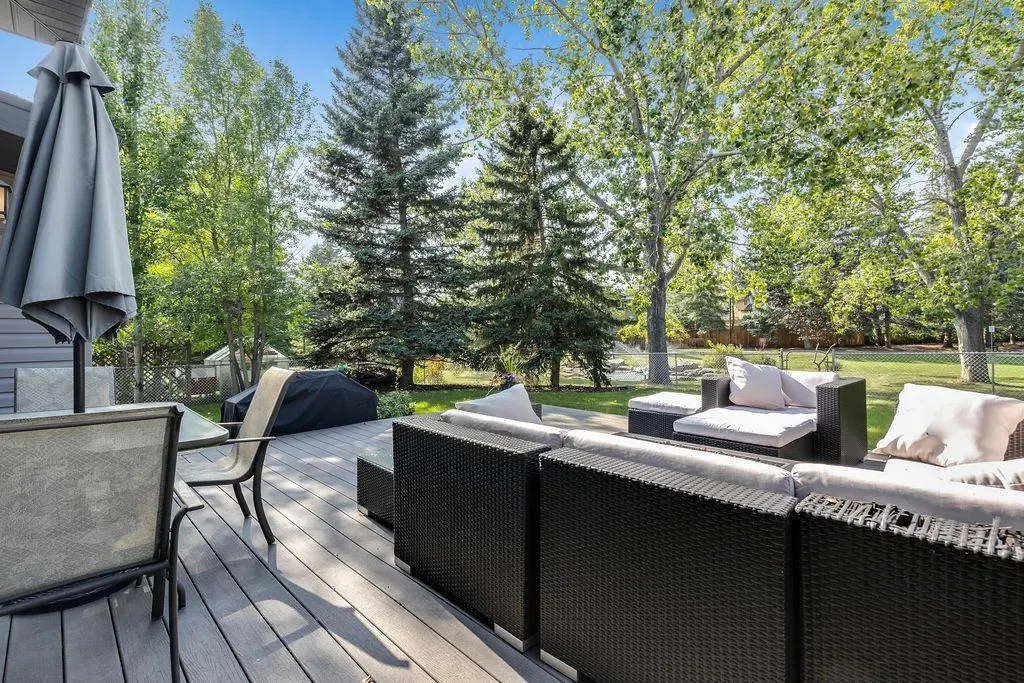 12 Suntree Lane